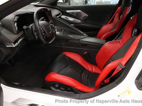 Used 2021 Chevrolet Corvette Stingray Premium Conv w/ Z51 Performance Package image 18