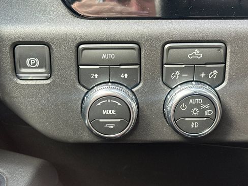 Used 2026 GMC Sierra 1500 Elevation AWD/4WD image 39