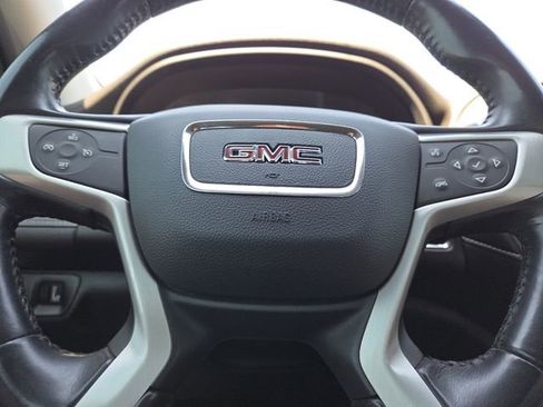 Certified 2019 GMC Acadia SLT AWD/4WD image 34