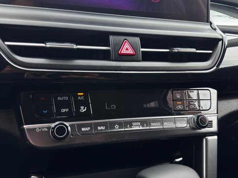 Used 2024 Kia Seltos S image 21