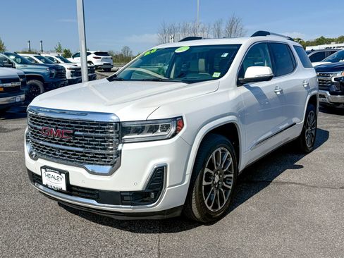 Used 2020 GMC Acadia Denali w/ Technology Package AWD/4WD image 3