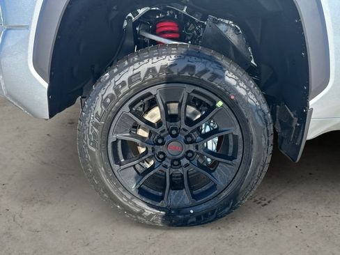 New 2026 Toyota Tundra Limited AWD/4WD image 14