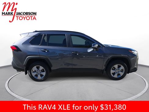 Used 2025 Toyota RAV4 XLE image 7
