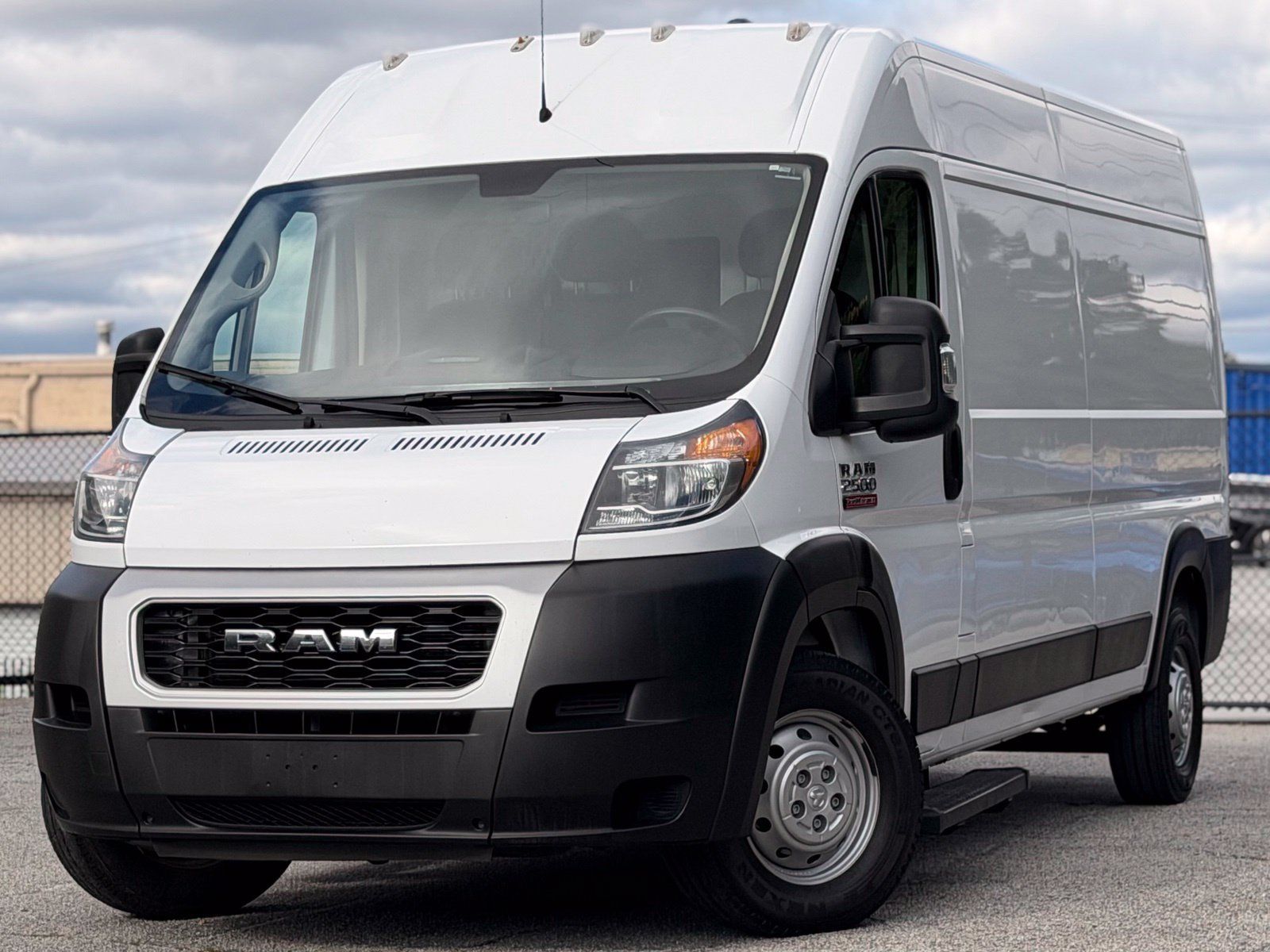 Used 2021 RAM ProMaster 2500 FWD image 1