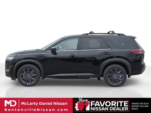 New 2026 Nissan Pathfinder SL w/ SL Premium Package AWD/4WD image 3