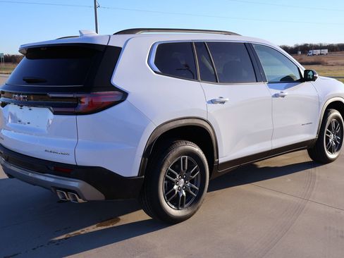 New 2026 GMC Acadia Elevation w/ LPO, Floor Liner Package image 4