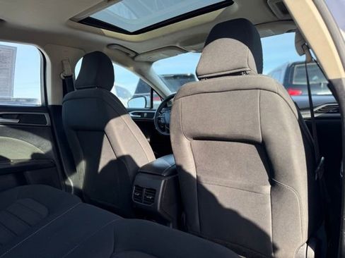 Certified 2020 Ford Fusion SE image 21