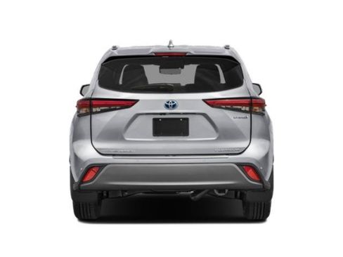 New 2026 Toyota Highlander Platinum image 9