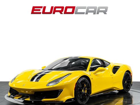 Used 2020 Ferrari 488 Pista Coupe RWD image 1