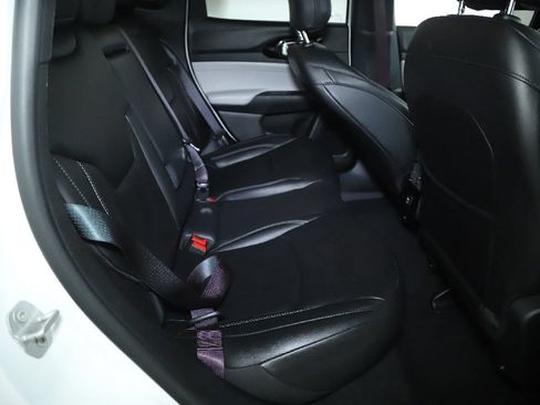 Used 2025 Jeep Compass Limited AWD/4WD image 31