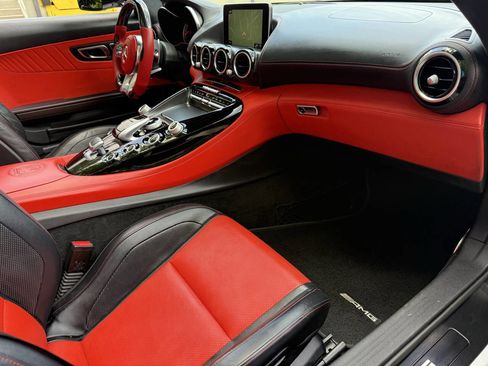 Used 2018 Mercedes-Benz AMG GT C image 33