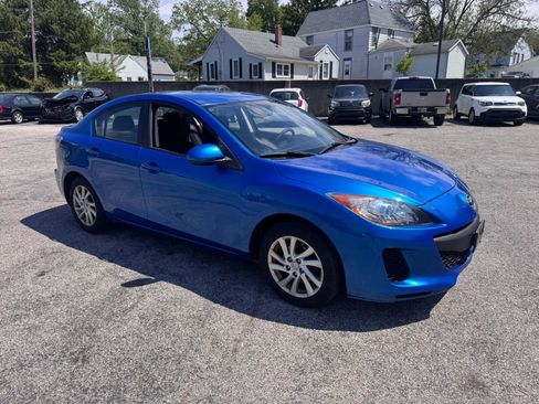 Used 2012 MAZDA MAZDA3 i Touring FWD image 4