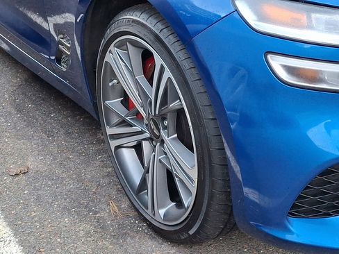 Certified 2024 Genesis G70 2.5T w/ Sport Prestige Package image 10