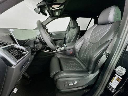 New 2026 BMW X5 xDrive40i w/ M Sport Package image 16