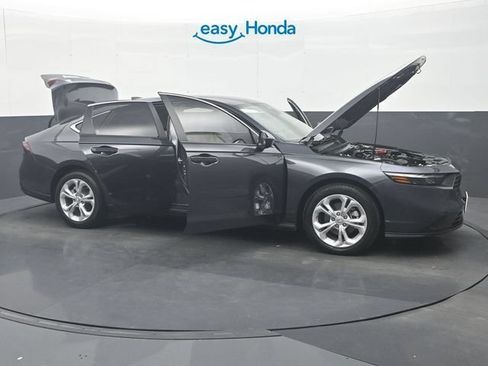 Used 2025 Honda Accord LX image 35