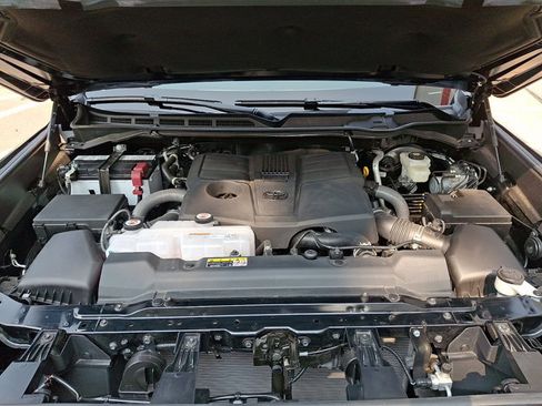 Used 2026 Toyota Tundra SR5 AWD/4WD image 27