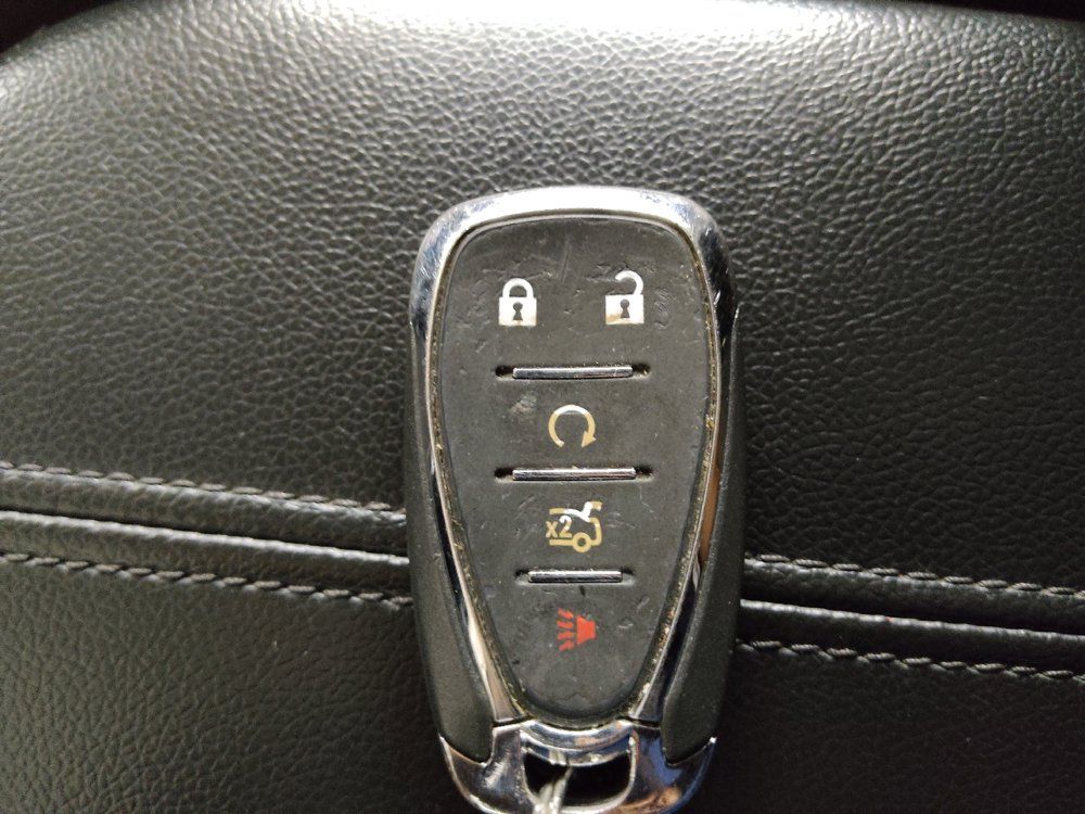 Used 2025 Chevrolet Malibu LT FWD image 32