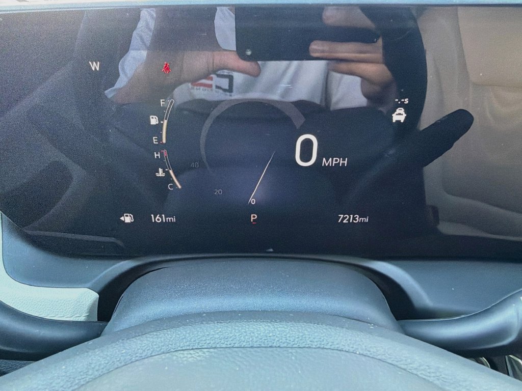 Used 2024 Buick Encore GX Avenir AWD/4WD image 37