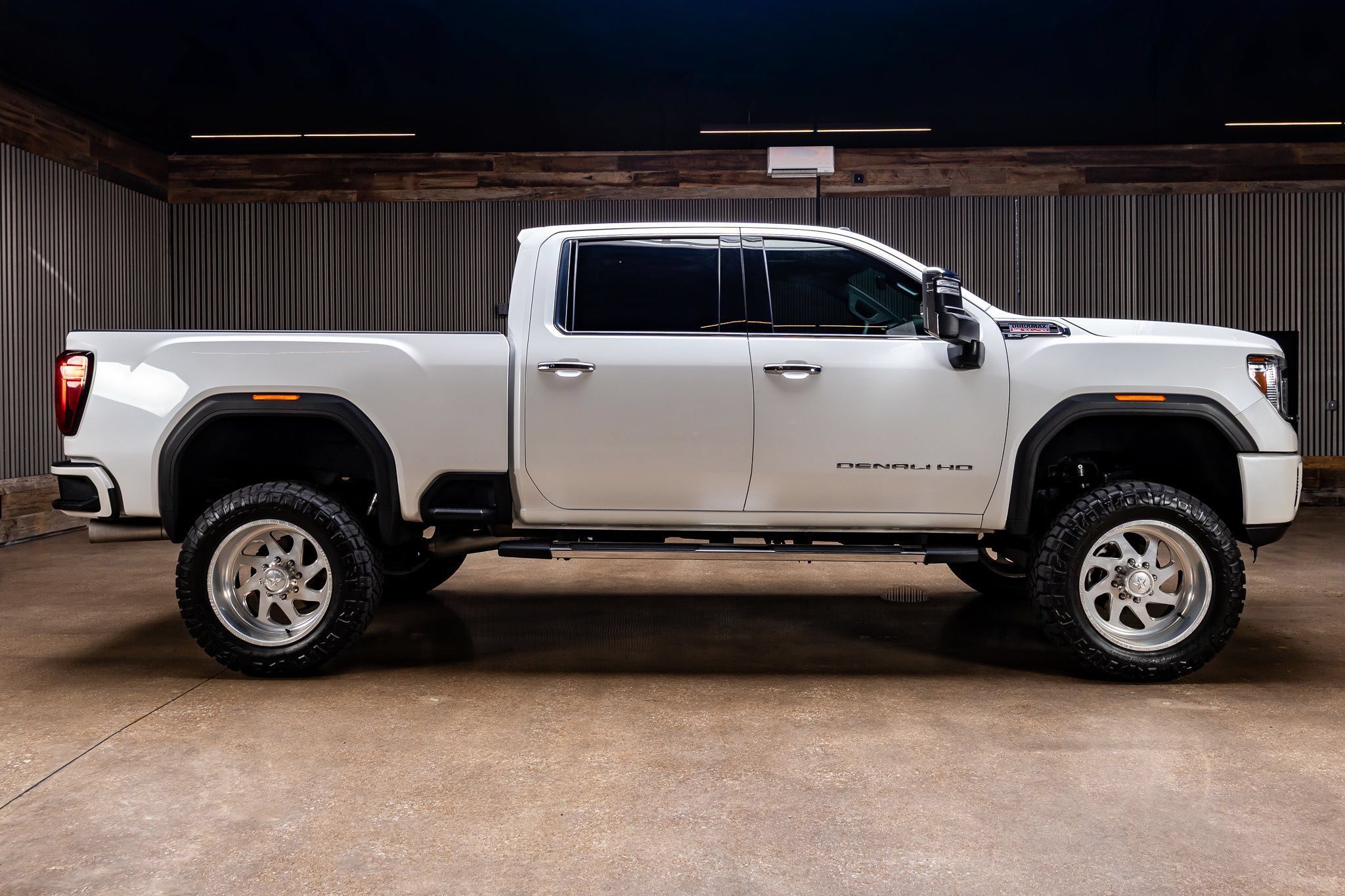 Used 2021 GMC Sierra 2500 Denali w/ Denali Ultimate Package AWD/4WD image 10