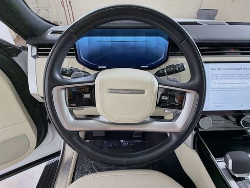Certified 2023 Land Rover Range Rover SE AWD/4WD image 11
