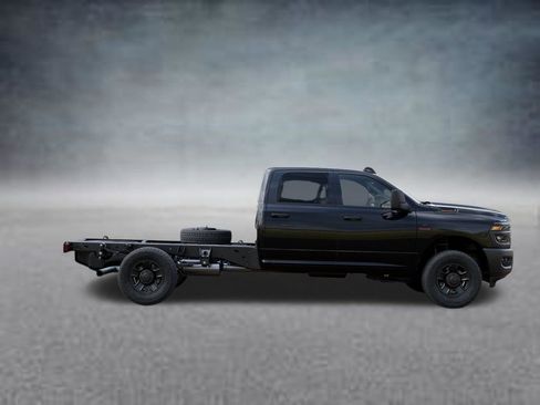 New 2026 RAM 3500 Tradesman AWD/4WD image 21