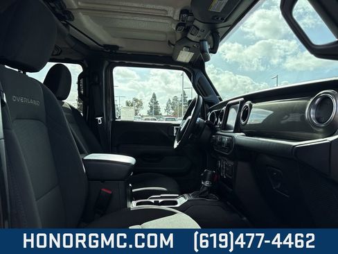 Used 2023 Jeep Gladiator Overland image 20