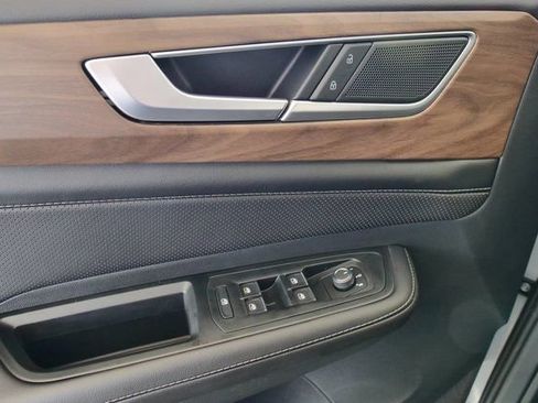 New 2026 Volkswagen Atlas SE image 31