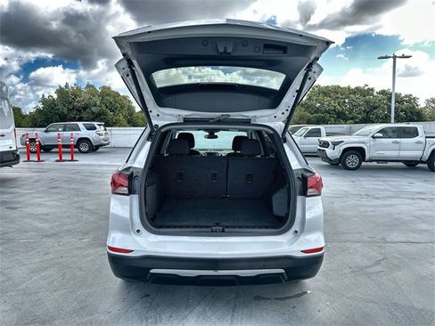 Used 2024 Chevrolet Equinox LT image 21