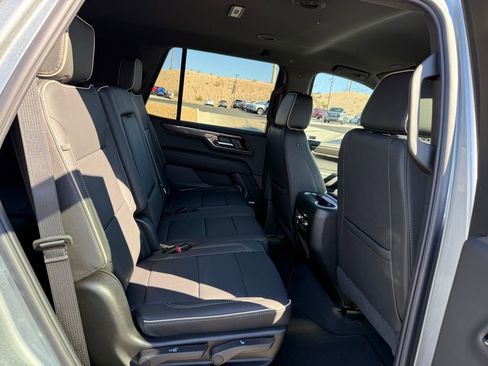 New 2026 GMC Yukon Elevation image 15