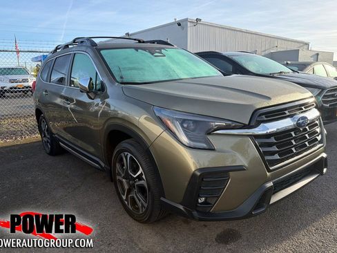 Used 2023 Subaru Ascent Limited w/ Technology Package AWD/4WD image 1