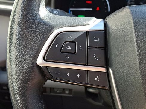 Used 2024 Toyota Sienna XLE image 21