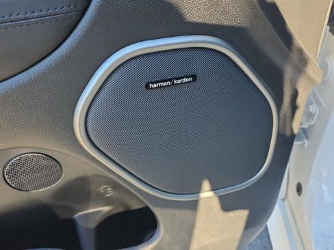 Used 2021 Jeep Grand Cherokee High Altitude image 11