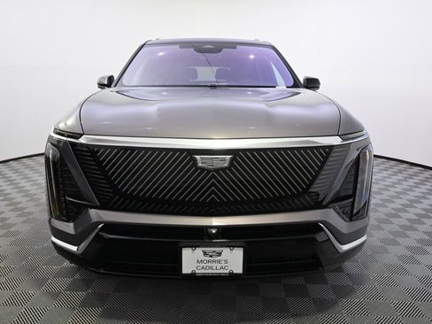 New 2026 Cadillac Vistiq Premium Luxury w/ LPO, Floor Liner Package image 10