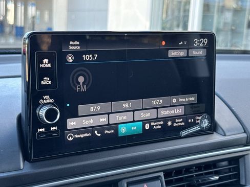 Used 2025 Honda Pilot Touring image 19