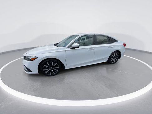 Used 2022 Honda Civic EX image 4