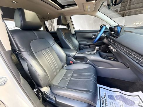 Used 2025 Honda HR-V EX-L image 32