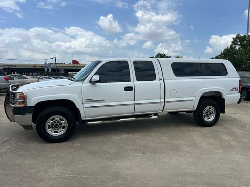 Used 2002 GMC Sierra 2500 4x4 Extended Cab HD image 3