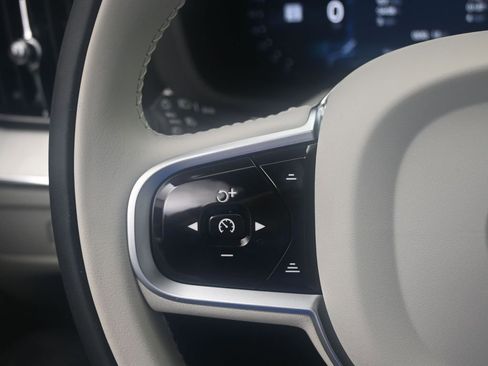 New 2026 Volvo XC60 T8 Ultra w/ Protection Package Premier image 11