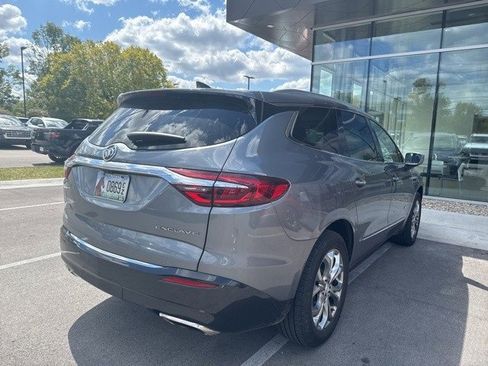 Used 2019 Buick Enclave Avenir w/ Avenir Technology Package image 3