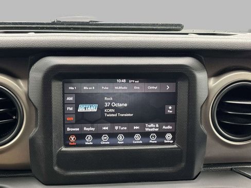Used 2018 Jeep Wrangler Unlimited Sport S AWD/4WD image 21