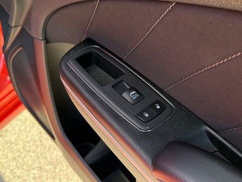 Used 2023 Dodge Charger SXT image 15