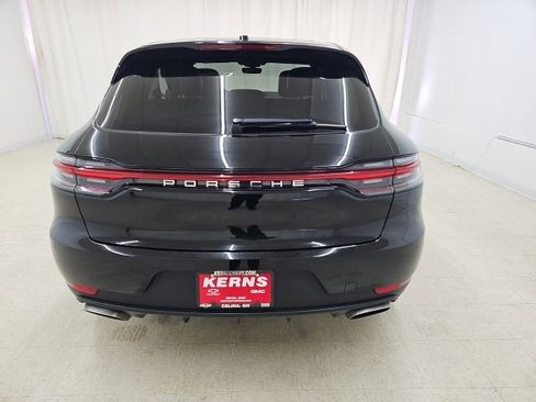 Used 2021 Porsche Macan image 15