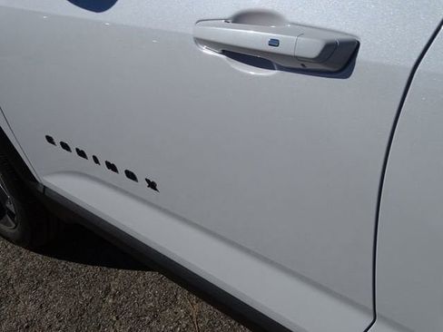 New 2026 Chevrolet Equinox RS image 17