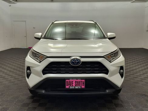 Used 2021 Toyota RAV4 XLE Premium AWD/4WD image 6