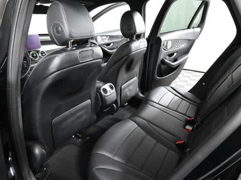 Used 2018 Mercedes-Benz GLC 300 4MATIC image 15