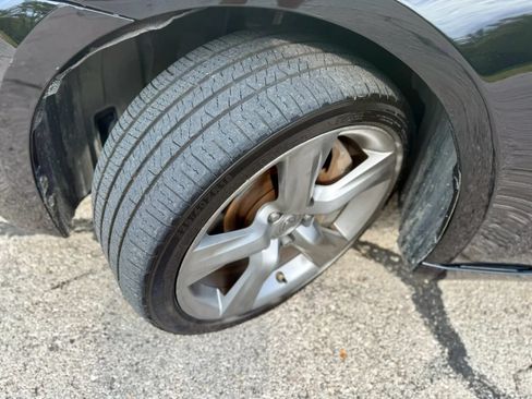 Used 2014 Lexus IS 350 w/ Navigation Package RWD image 9