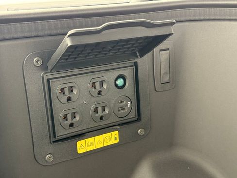 New 2025 Ford F150 Lightning Lariat image 10