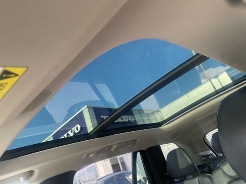 Certified 2023 Volvo XC90 B5 Core w/ Climate Package image 15