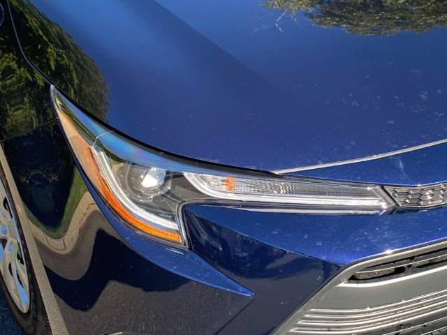 Used 2024 Toyota Corolla LE FWD image 4
