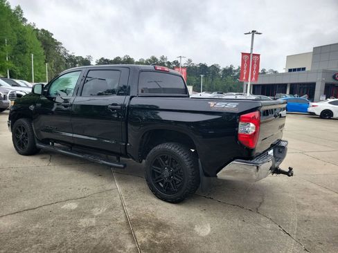 Used 2020 Toyota Tundra SR5 w/ SR5 Leather Package RWD image 3